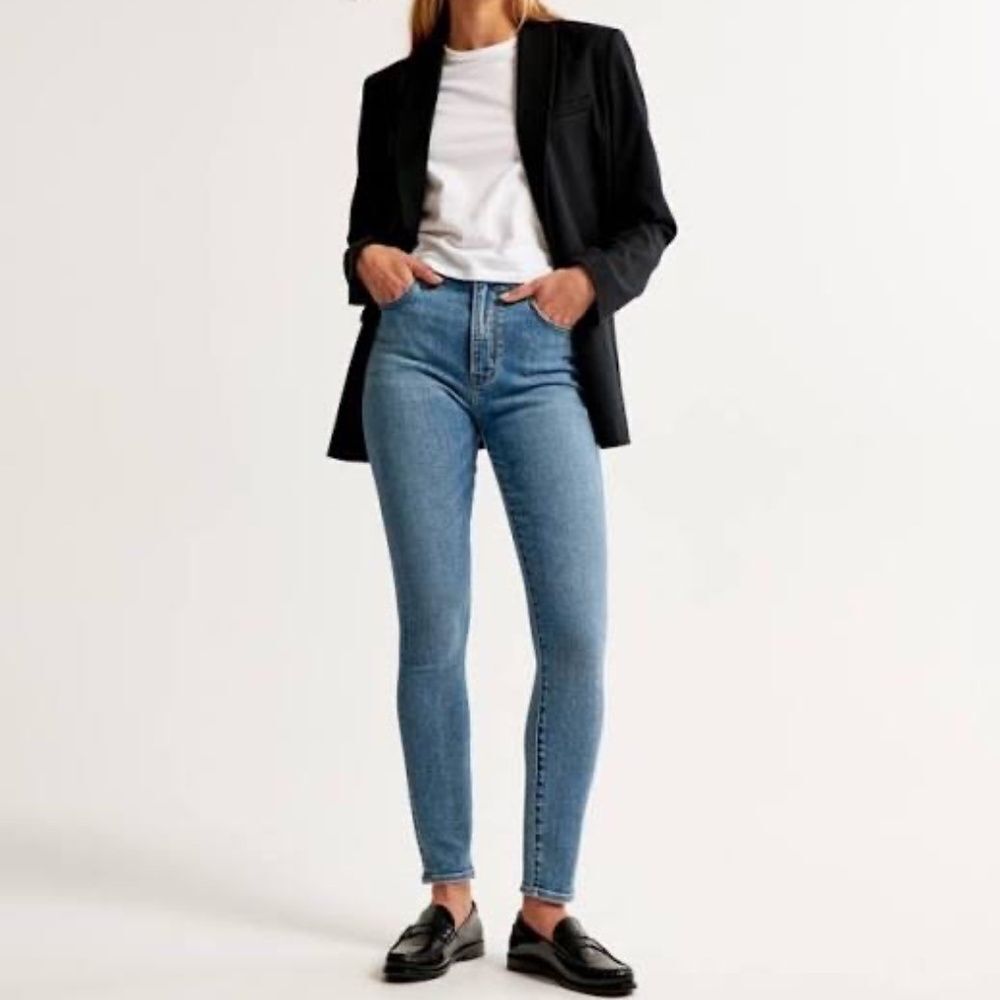 Abercrombie & Fitch The Super Skinny Ankle High Rise Jeans‎ Sz 28